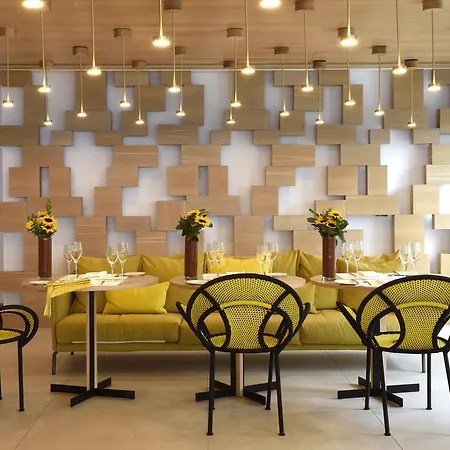 Myconian Naia 5* Mykonos Town