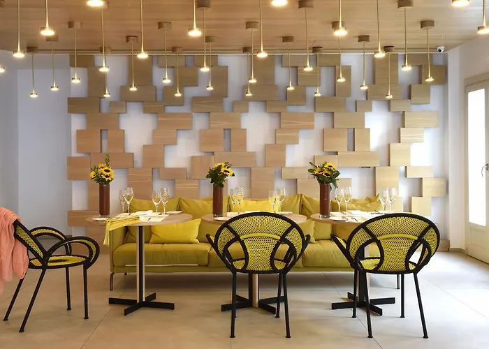 Myconian Naia 5* Mykonos Town