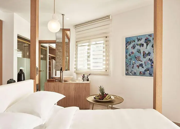 Myconian Naia Hotell