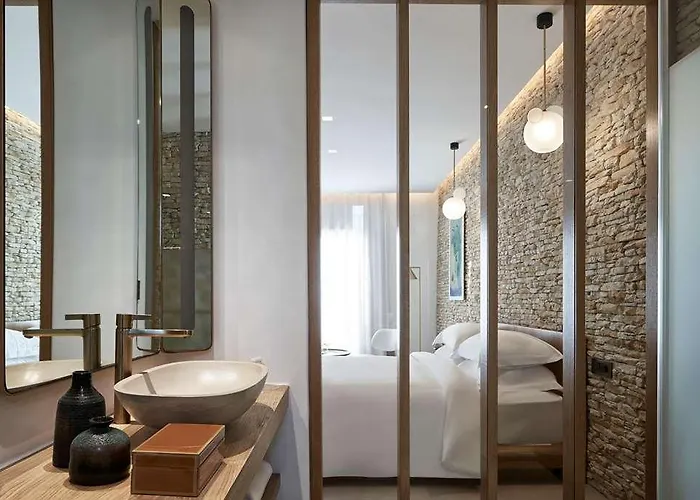 Myconian Naia Hotell 5*